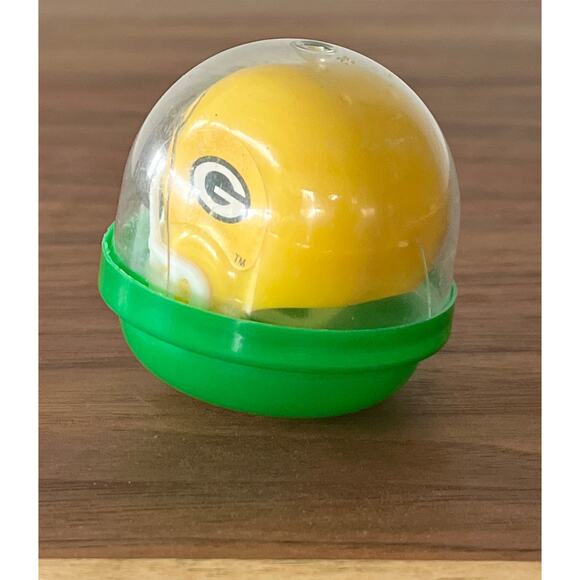VTG NFL Mini Gumball Vending Machine Green Bay Packers Football Plastic Helmet - Picture 2 of 11